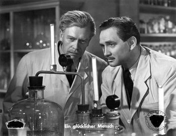 Ewald Balser (li.) und Gustav Knuth in "Ein gl�cklicher Mensch", 1943, Regie: Paul Verhoeven - Foto: Murnau-Stiftung