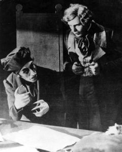 Gustav von Wangenheim und Max Schreck (li.) in Murnaus "Nosferatu - Eine Symphonie des Grauens" aus dem Jahre 1921 - Foto: Murnau-Stiftung